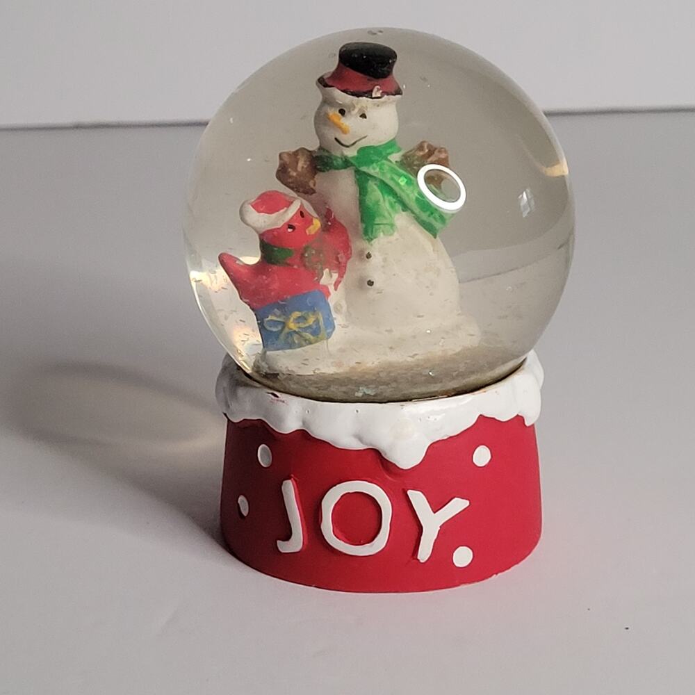 Festive Snowman 'JOY' Snow Globe - Perfect Holiday Decor
